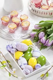 Easter Table Setting Impressions: Easter table setting with painted eggs