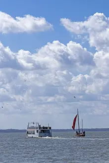 Excursion Boat Impressions: Excursion boat, Zeesboot, Wustrow
