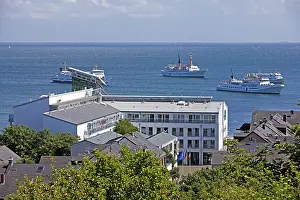 Helgoland Island Impressions: Excursion boats, hotel complex