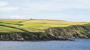 Mothecombe Beach Impressions: Fields and Farms Cliffs over cliffs