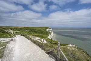 Douvres Impressions: Sentier le long des falaises de craie de Douvres.