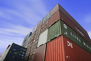 Container Harbor Scene Impressions: Freight container