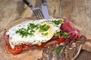 Ham And Egg Breakfast Impressions: Fried egg on ham bread