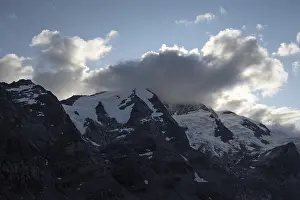 Mountain Peak Clouds Impressions: GroBglockner, peak in clouds