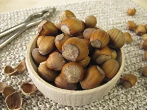 Nutrition Facts Impressions: Hazelnuts