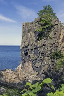Steep Cliff Landscape Photo Impressions: Helligdomsklipperne, Holy Cliffs