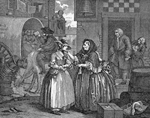 Historical Female Figure Impressions: The intermediary as matchmaker