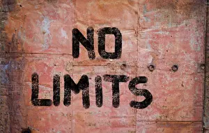 Symbolic Picture Impressions: No Limits Concept