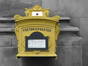 Deserted Post Box Impressions: Mailbox