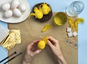 Chick From Eggs Tutorial Impressions: How to make a chick from eggs for Easter decor