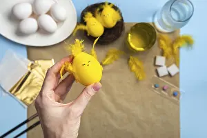 Easter Egg Chick Decoration Impressions: How to make a chick from eggs for Easter decor