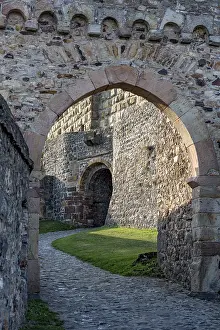 Central Europe Historic Site Impressions: Middle gate of the outer bailey
