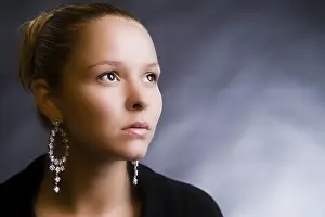 Female Model Studio Shot Impressions: Model looking forward