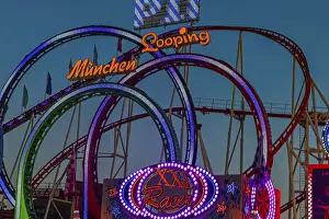 Munich Amusement Ride Impressions: Olympic five-loop, rollercoaster