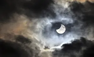Solar Eclipse Germany Impressions: Partial solar eclipse, thin cloud cover
