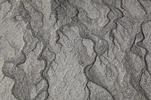 Undulating Wave Pattern Impressions: Patterns in the sand