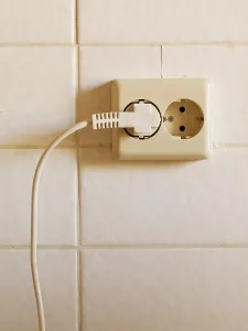 Electrical Wire Impressions: Plug and socket