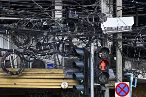 Energy Saving Solutions Impressions: Power lines Cable clutter