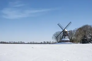 Historic Windmill Germany Impressions: Quantwick mill in winter, historic windmill