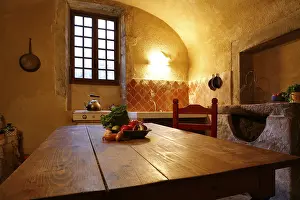 Fresh Vegetable Bowl Impressions: Rustic kitchen