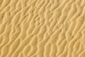 Empty Desert Landscape Photo Impressions: Sand texture pattern in desert