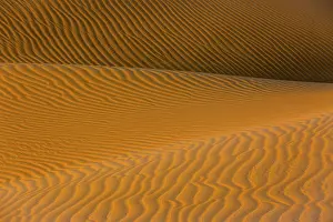 Arabian Peninsula Desert Scene Impressions: Shapes, structures and patterns