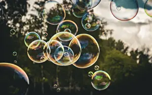 Images datées du 30 mai 2024: Les bulles de savon.
