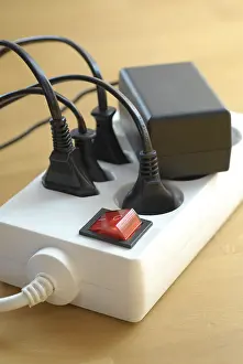 Energy Saving Socket Impressions: Socket bar to switch off