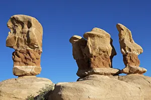 Devils Garden Utah Impressions: Stone formations in Devils Garden