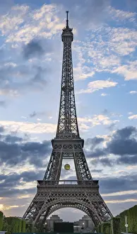 Paris Skyline Impressions: Sunset behind the Eiffel Tower