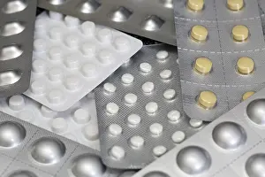 Medicinal Packaging Solutions Impressions: Tablets in blister packaging