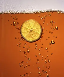 Empty Studio Background Impressions: Tea and a slice of lemon on a studio background
