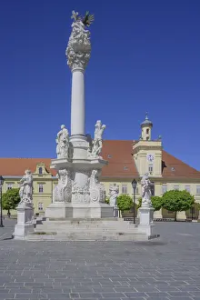 Osijek Impressions: La colonne de la Trinité sur la place principale de Tvrđa.