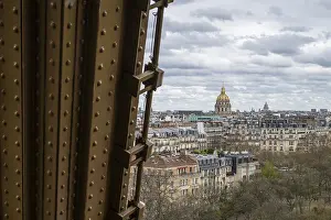 Paris Cityscape Impressions: View from the Eiffel Tower to the Invalides