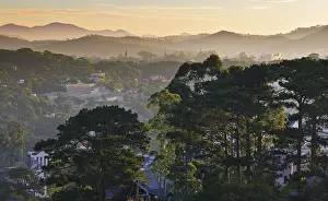 Southeast Asia Evening Atmosphere Impressions: View over the rooftops of Dalat