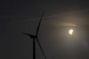 Renewable Energy Source Europe Impressions: Wind power plant, partial solar eclipse
