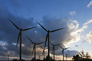 Renewable Energy Source Impressions: Windmill