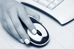 Electronic Communication Devices Impressions: Wireless computer mouse