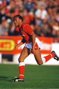 Tottenham Hotspur Vintage Photos Impressions: Nottingham Forest v Tottenham